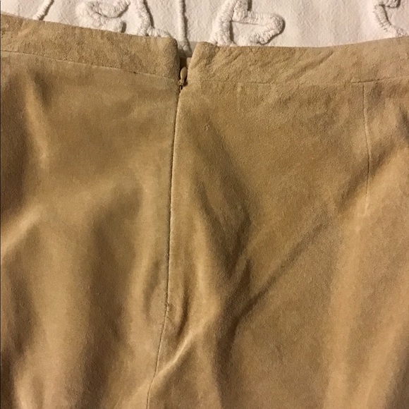 Vintage August Silk Logic skirt beige tan suede 4 - Picture 5 of 9